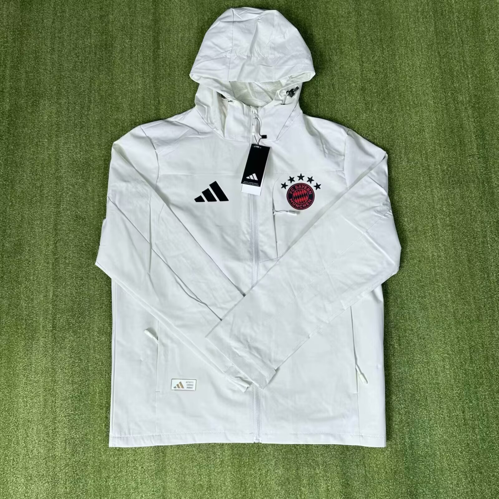 2025/2026 Bayern Munich Long-Sleeved Windproof Jacket