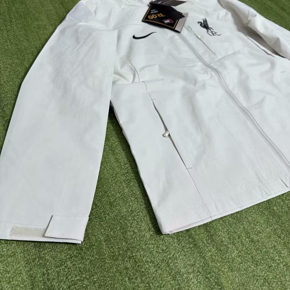 2025/2026 Liverpool Long Sleeve windproof  Jacket