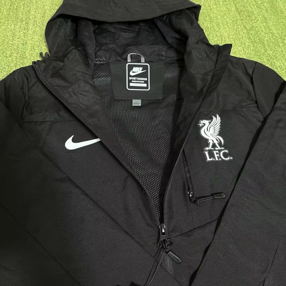 2025/2026 Liverpool Long Sleeve windproof  Jacket