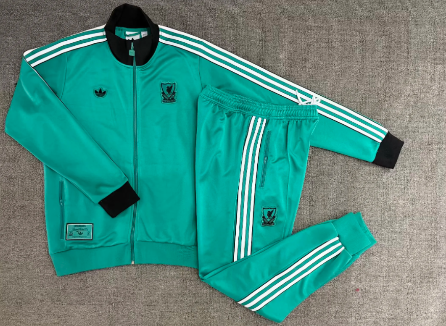 2025/2026 Liverpool  Hat Long Sleeve Jacket