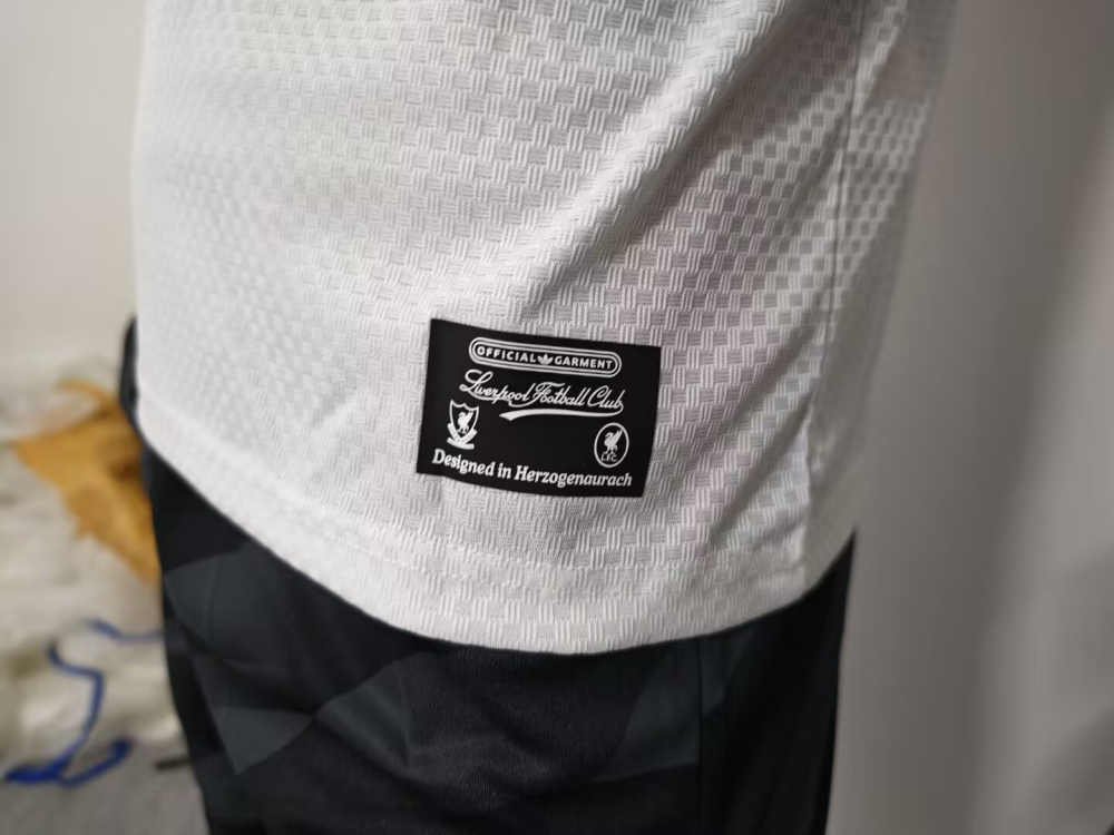 （S-2XL）1:1 Copy Top Quality 2026/2027 Liverpool Third Football Jersey （Player Edition）