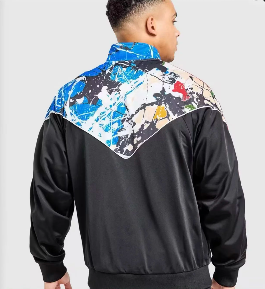 （S-4XL）1:1 Copy Top Quality 2026/2027 Manchester United Stone Roses trench coat jacket Football Jersey （ Fan Edition）