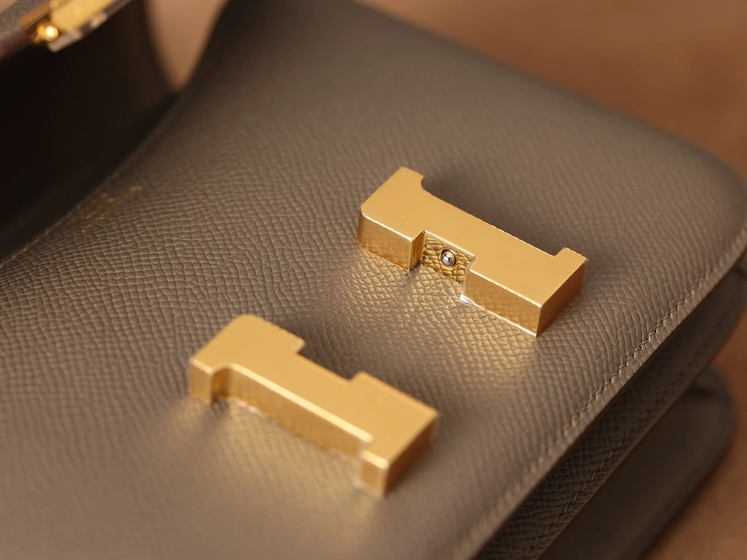Herm&egrave;s Constance 錫器灰金扣 金屬光澤