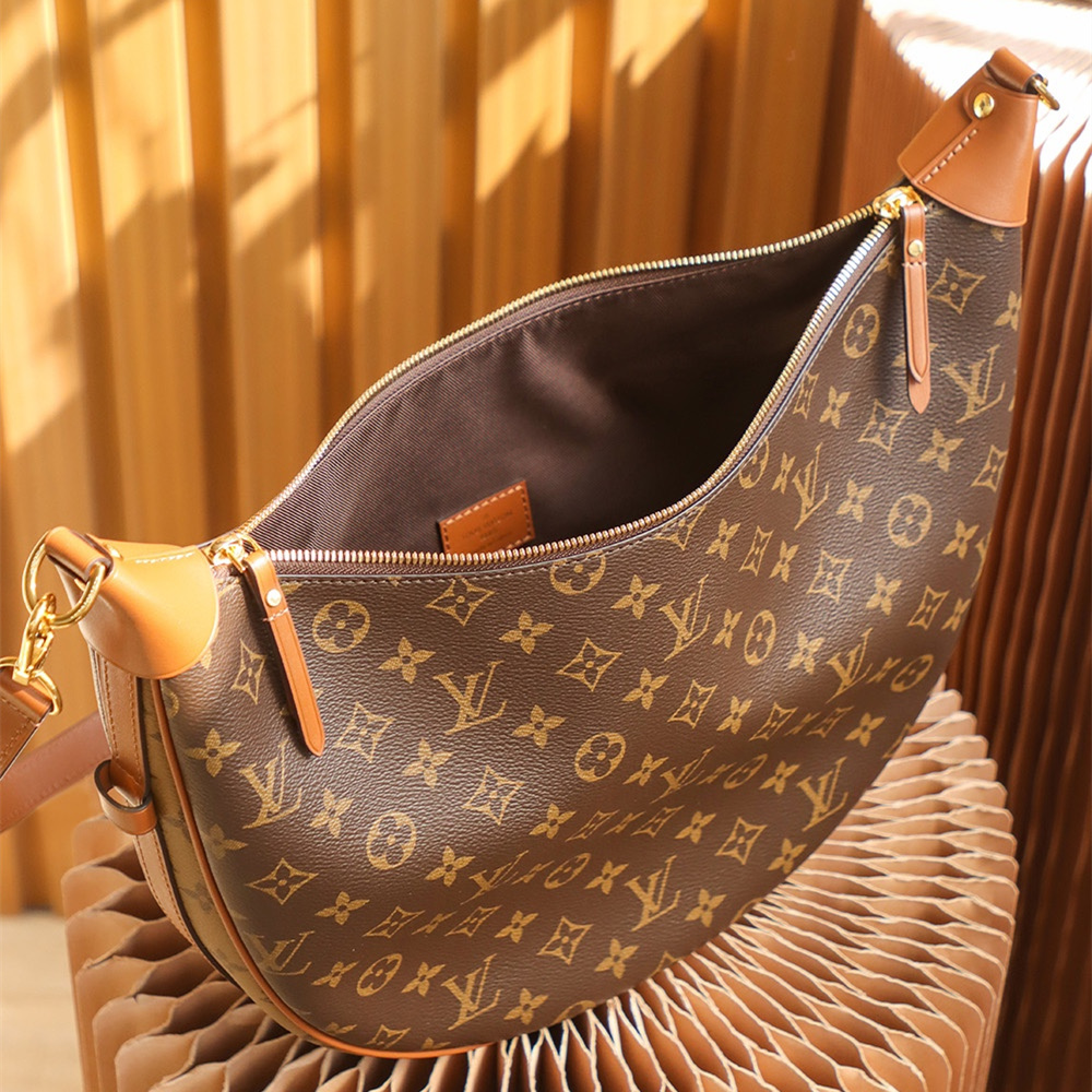 高仿LV Loop Hobo 斜挎示範