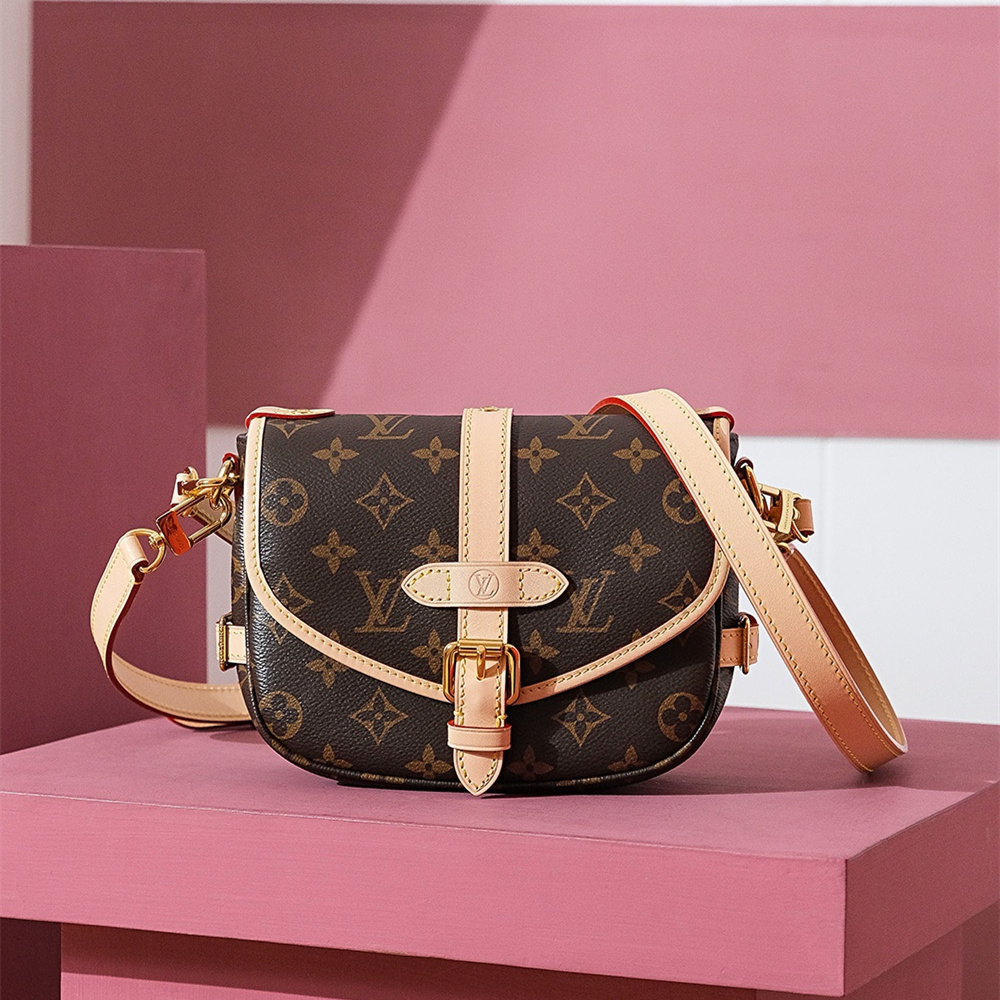 LV Saumur BB 老花雙肩包