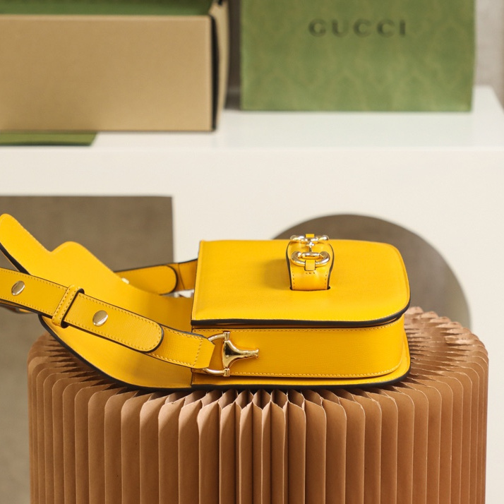 香港全鋼Gucci斜跨包Horsebit系列黃色免檢版