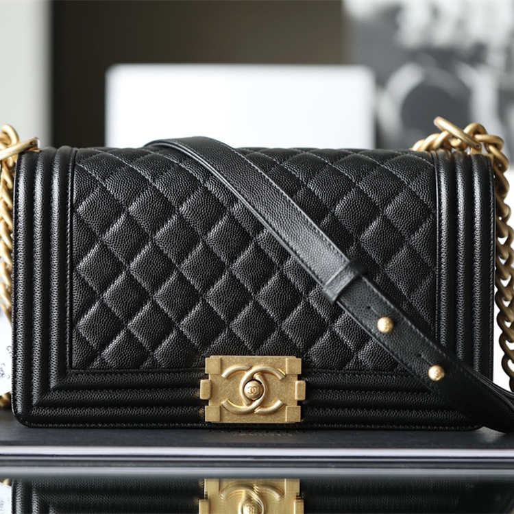 香港高仿奢侈品Chanel-Leboy系列復古金中號免檢版
