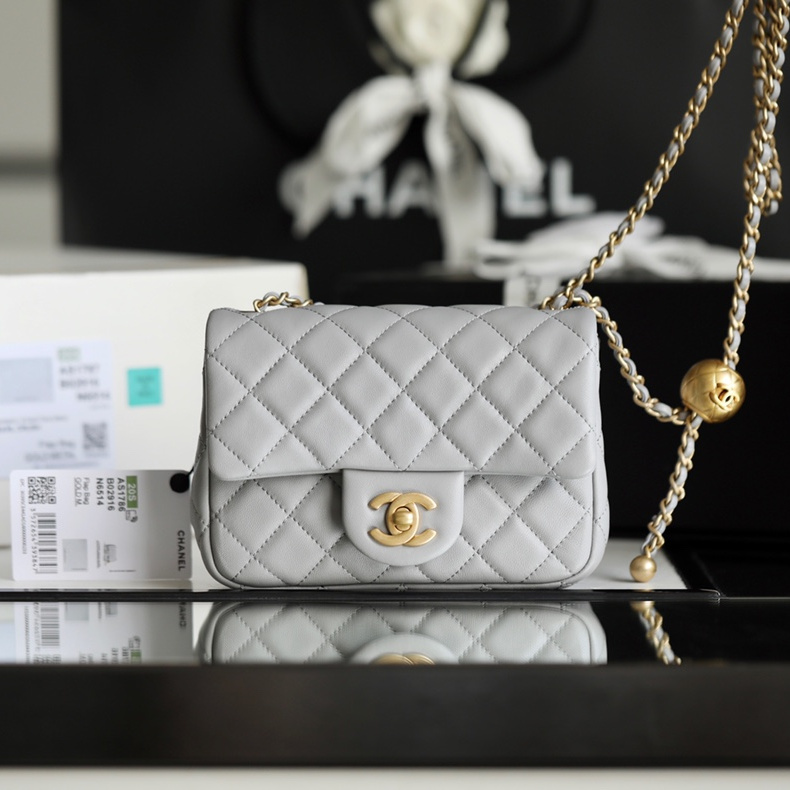 Chanel 金球包 灰色 Mini 皮面光澤