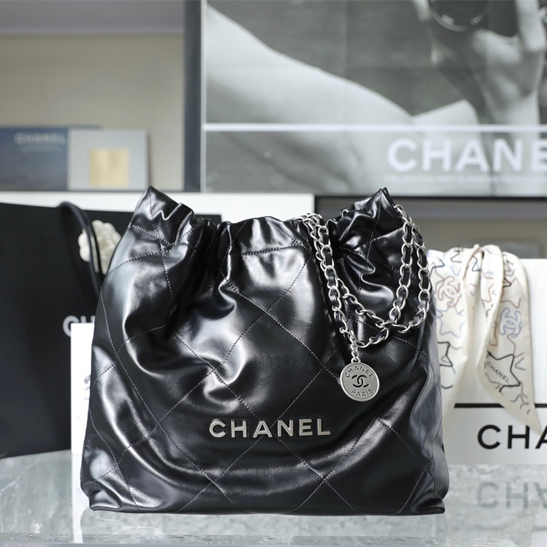 高仿Chanel官網購物袋22Bag黑銀中號免檢版
