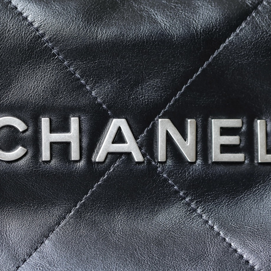 高仿Chanel官網購物袋22Bag黑銀中號免檢版