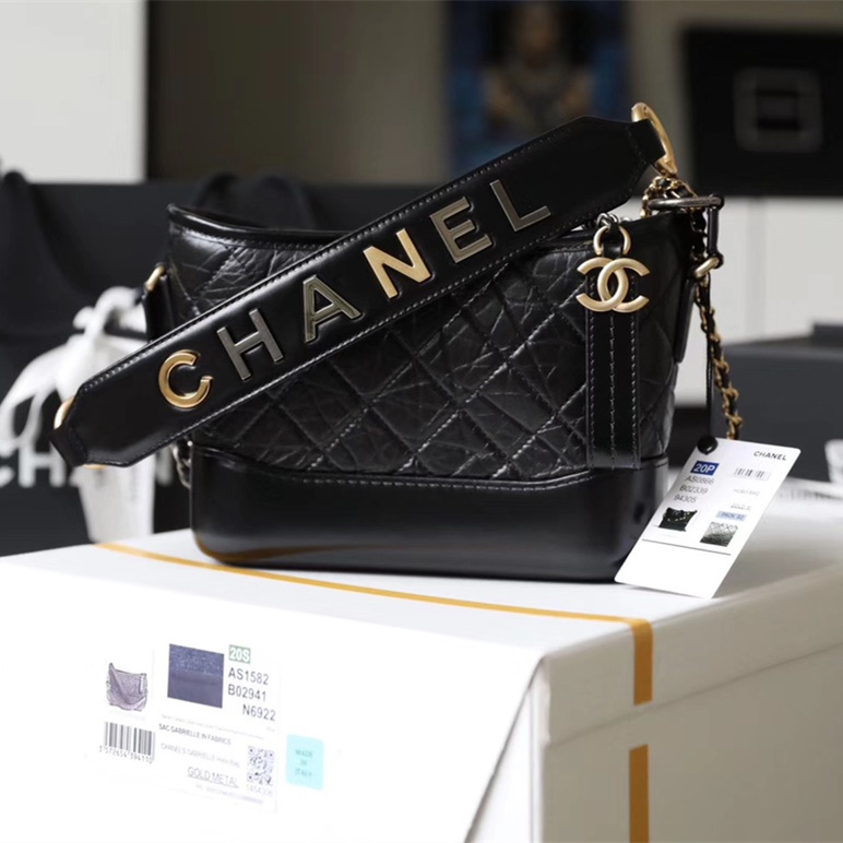 高仿Chanel流浪包黑色小號斜跨免檢版