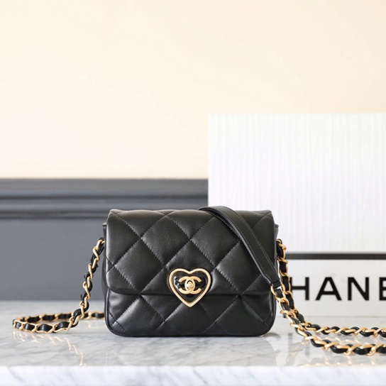 香港高仿包Chanel23S系列愛心小方包羊皮免檢版