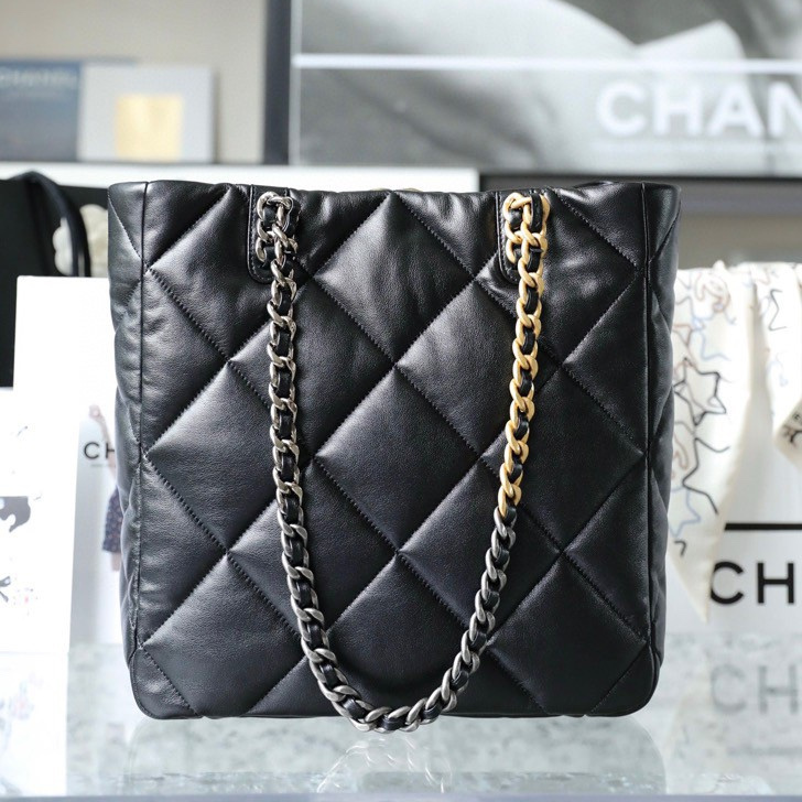 Chanel購物袋頂級高仿版本Bag19系列小羊皮黑色免檢版