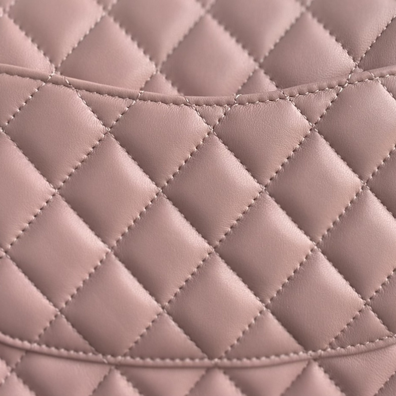 高仿正品級別Chanel小羊皮口蓋包淺粉色免檢版