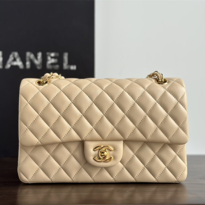 高仿Chanel-ClassicFlap系列淺杏色口蓋包免檢版