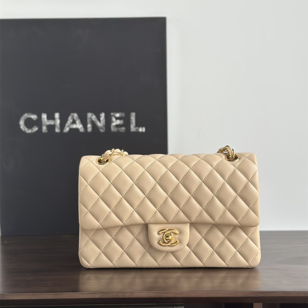 高仿Chanel-ClassicFlap系列淺杏色口蓋包免檢版