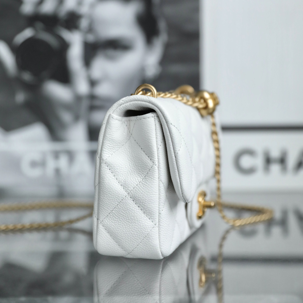 高仿Chanel23P系列白色口蓋包小號免檢版