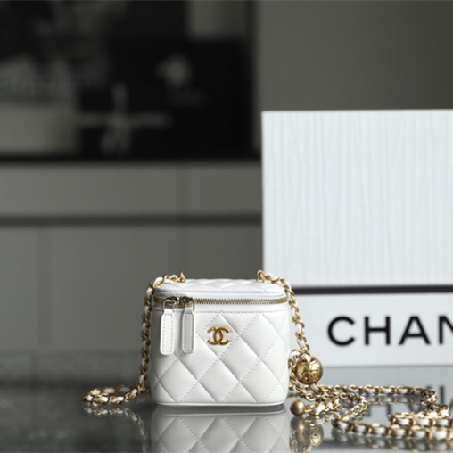 超A奢侈品Chanel小羊皮化妝包白免檢版