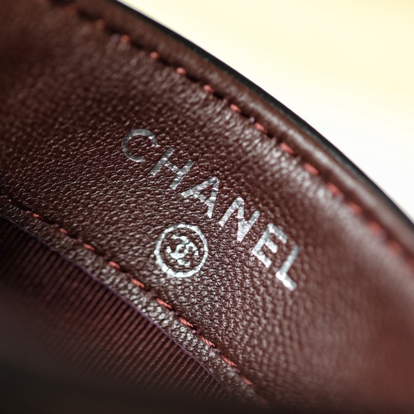 高仿Chanel卡套經典款小羊皮黑銀免檢版