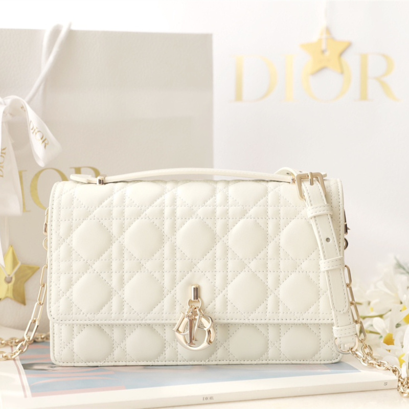 高仿Dior復刻包包MissCaro系列白色羊皮免檢版