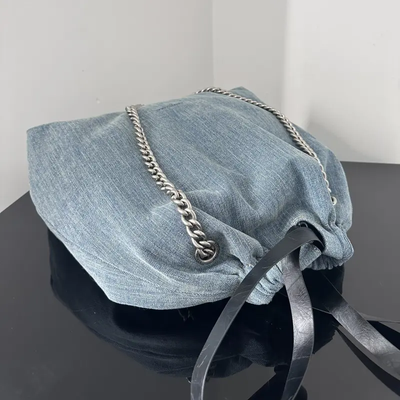 高仿Balenciaga2023年新款Crushtote牛仔布垃圾袋大號