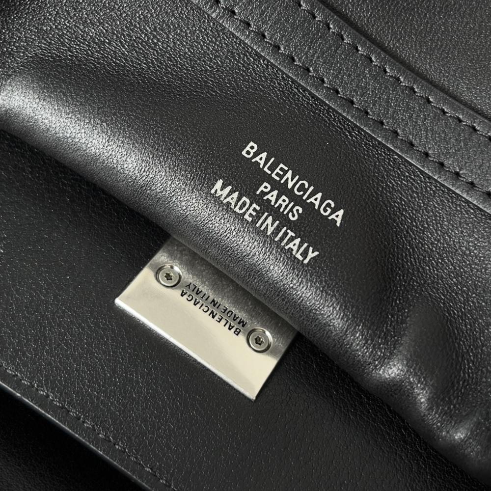 高仿BalenciagaRodeo系列手拎袋黑銀S