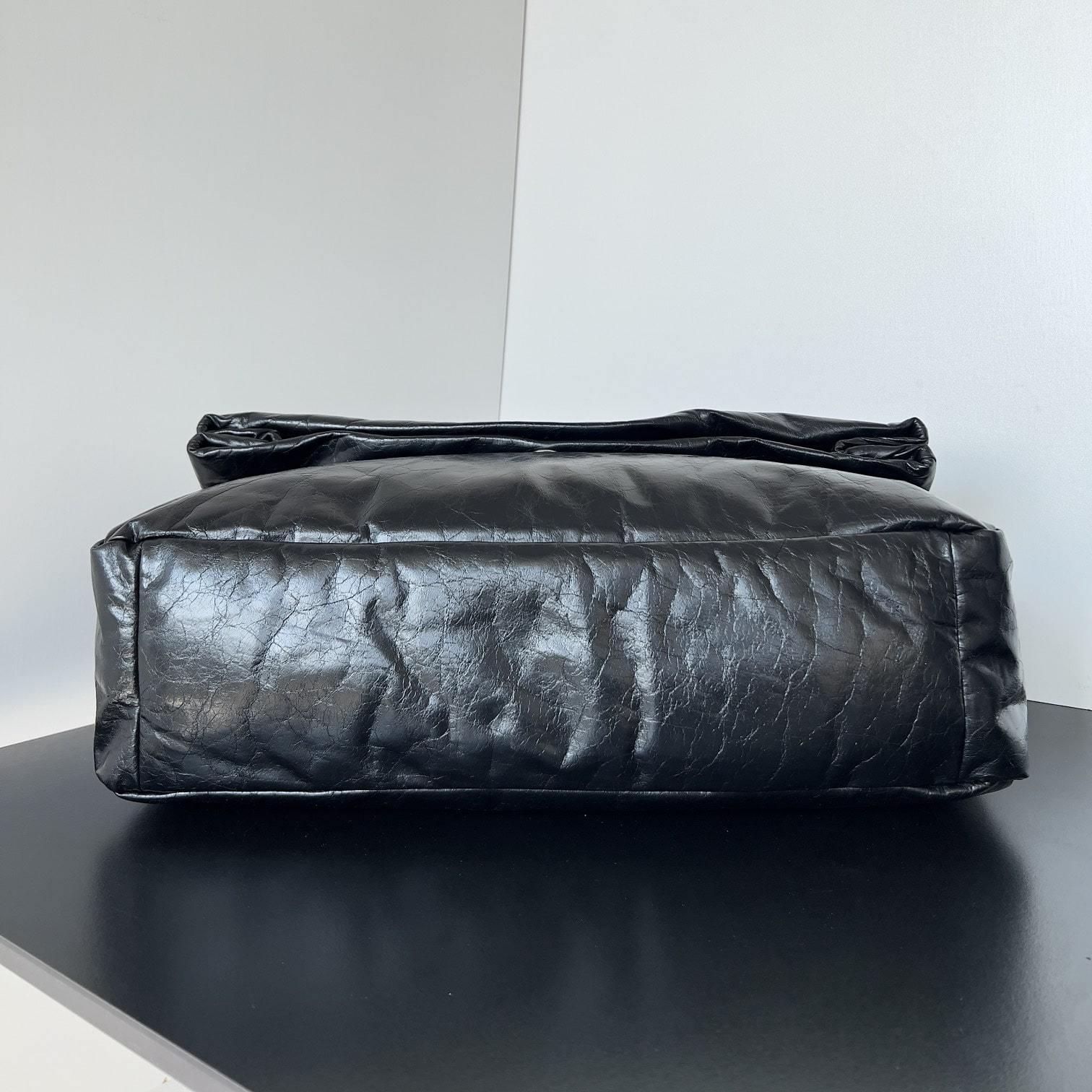 高仿BalenciagaMonaco系列23款冬季黑銀L
