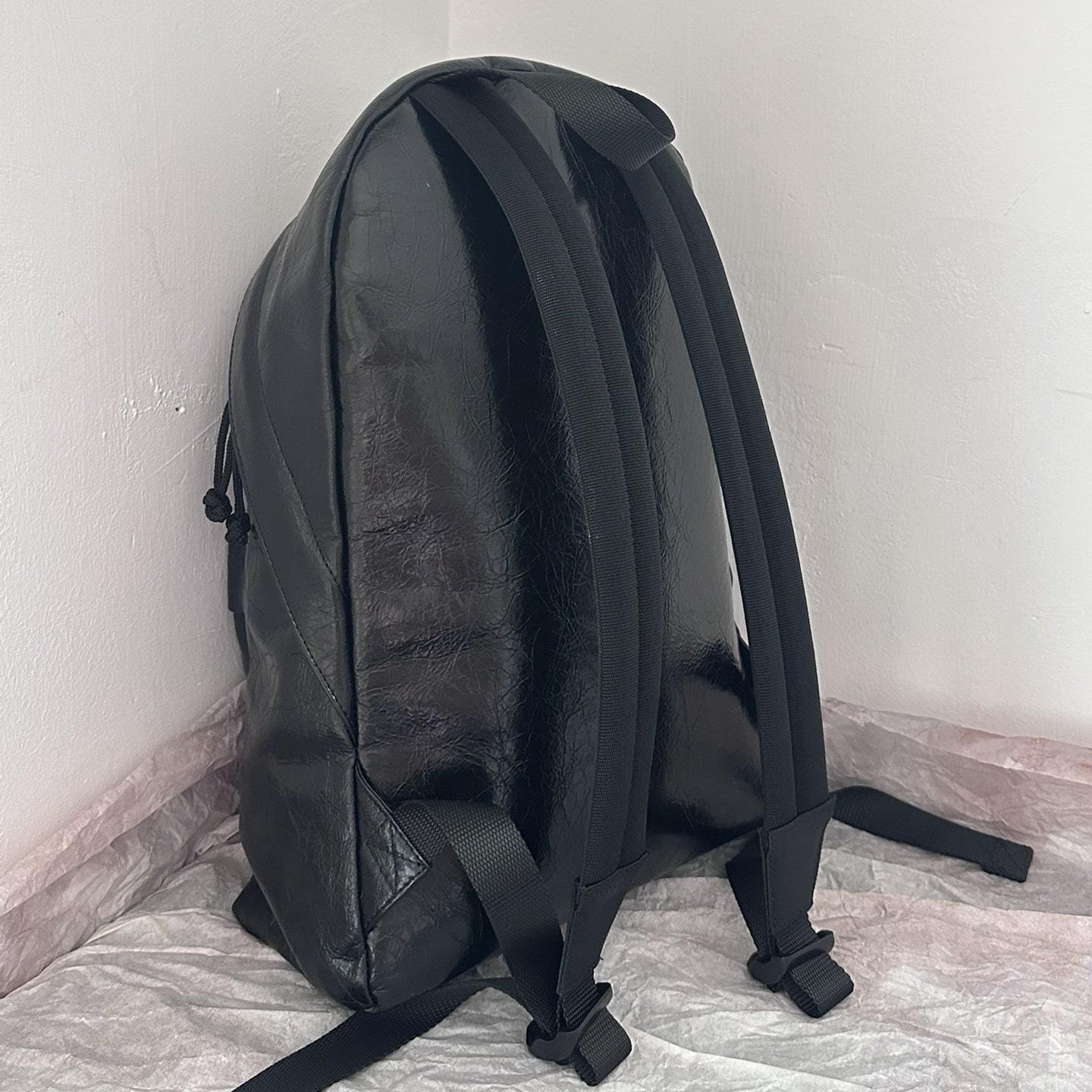 高仿BalenciagaExplorer系列小羊皮雙肩包S
