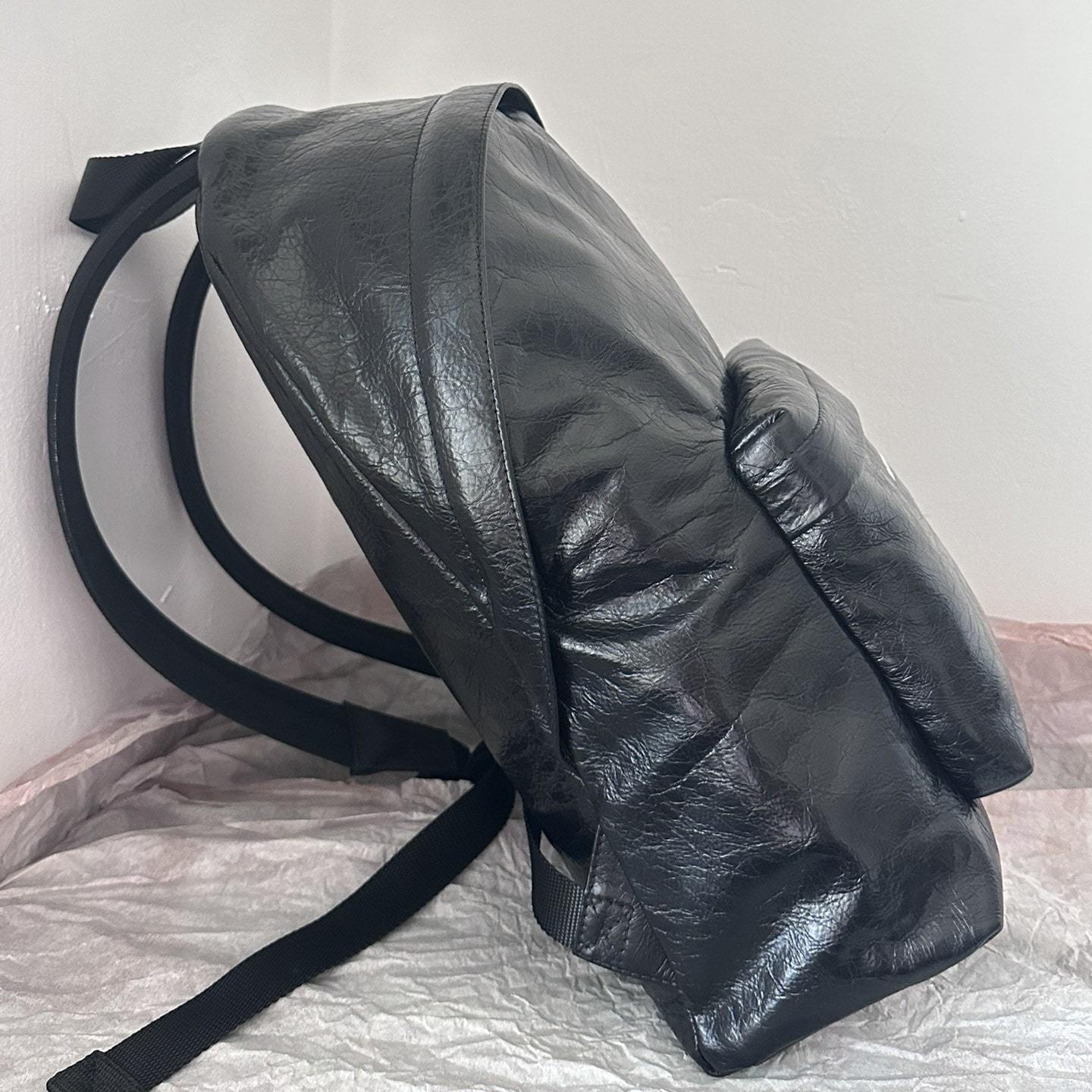 高仿BalenciagaExplorer系列小羊皮雙肩包S