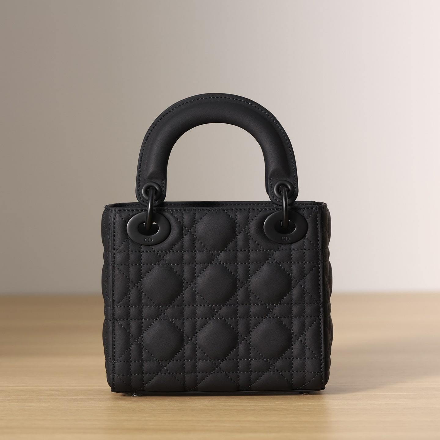 高仿Dior*Lady系列牛皮手拎袋Mini免檢版
