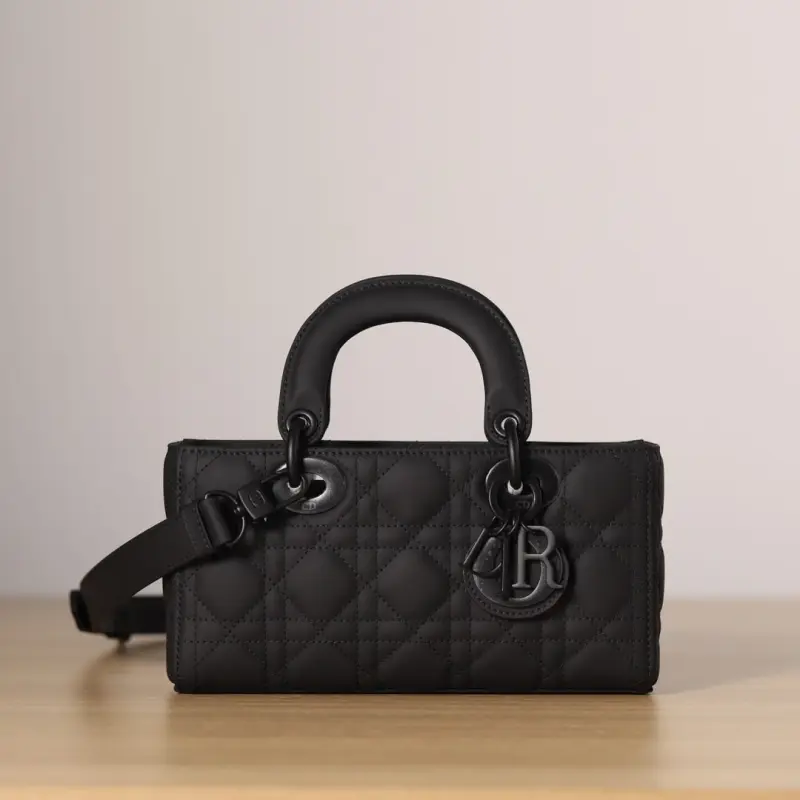 高仿Dior*LadyDJoy系列牛皮手拎袋