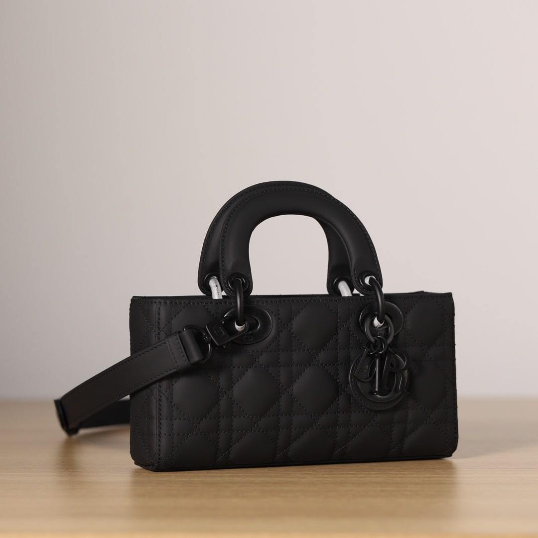 高仿Dior*LadyDJoy系列牛皮手拎袋