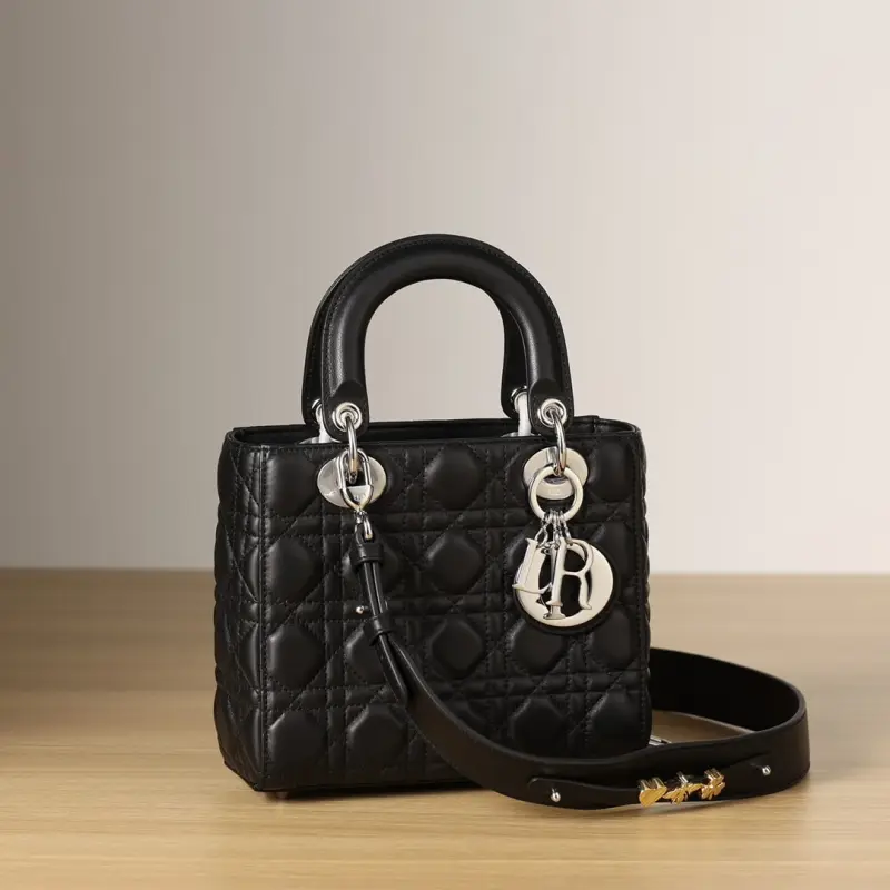 高仿Dior*LadyDiorMyABCDior系列小羊皮黑色手袋
