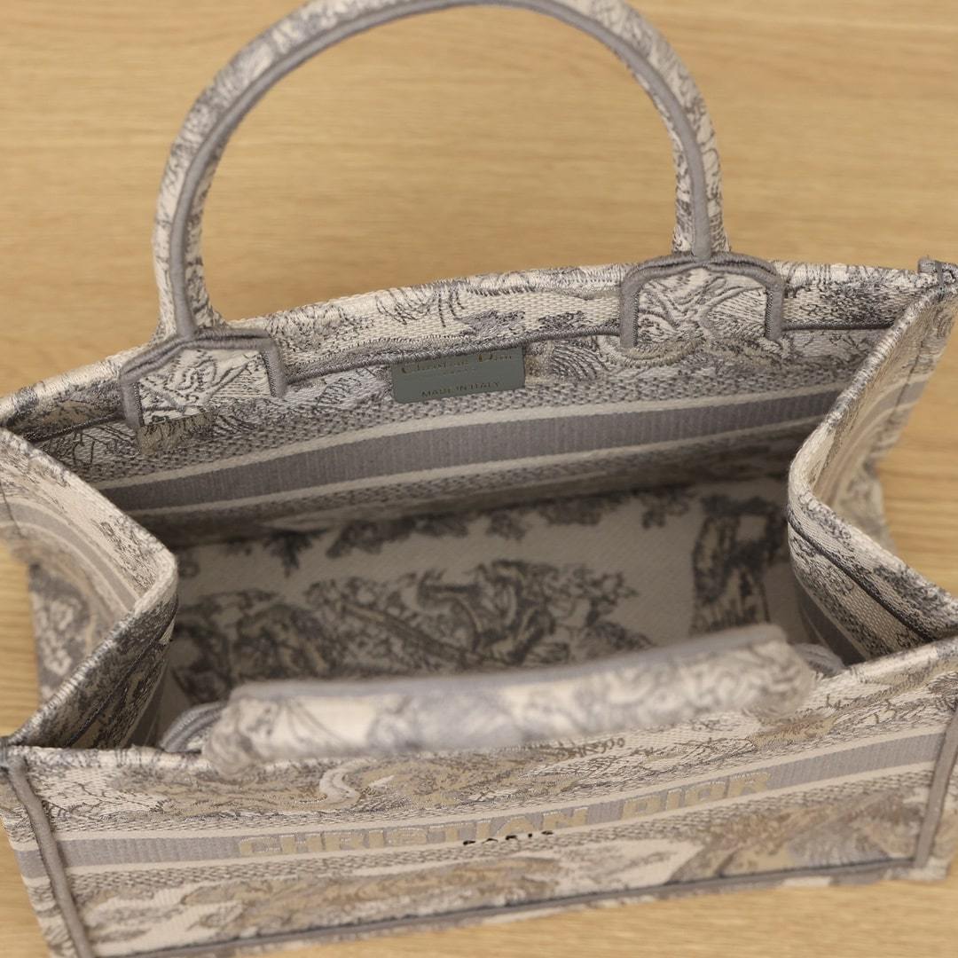 高仿Dior*BookTote系列茹伊刺繡灰色S免檢版
