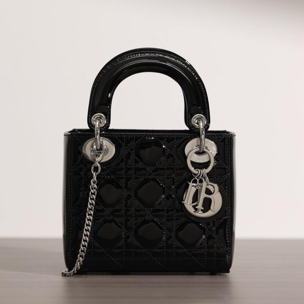 高仿Dior*Lady戴妃包漆面小牛皮銀扣Mini免檢版