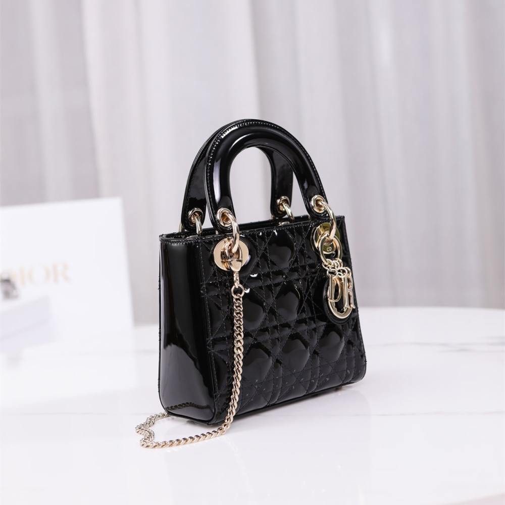 高仿Dior*Lady戴妃包漆面小牛皮淡金扣Mini免檢版