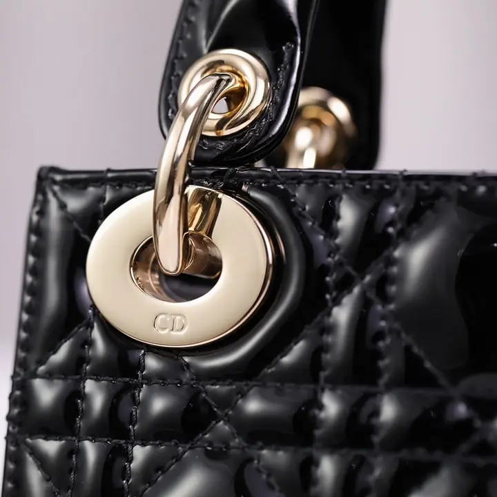 高仿Dior*Lady戴妃包漆面小牛皮淡金扣Mini免檢版