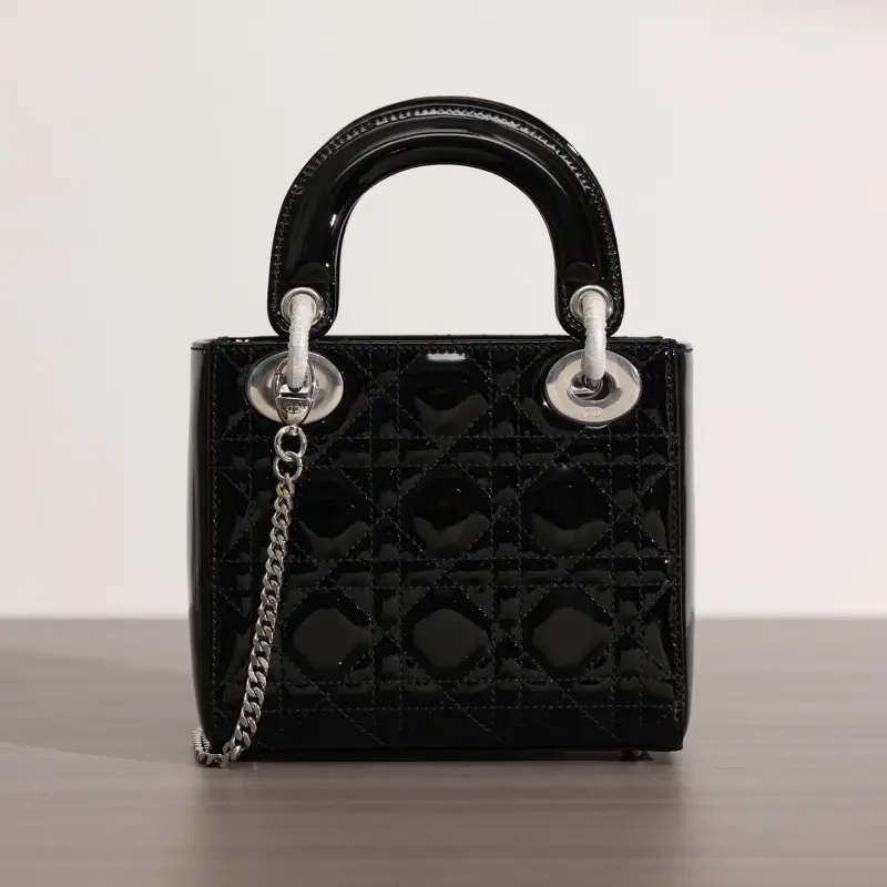 高仿Dior*Lady戴妃包漆面小牛皮銀扣Mini免檢版