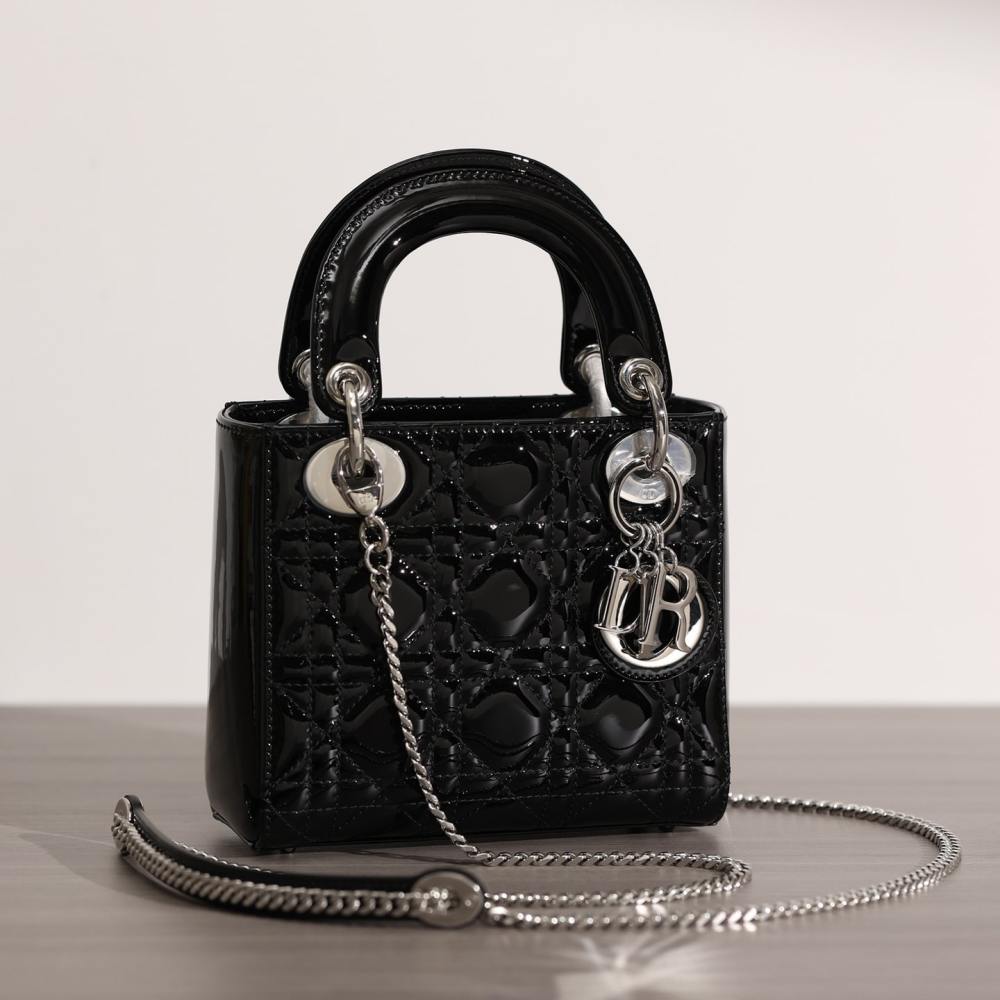 高仿Dior*Lady戴妃包漆面小牛皮銀扣Mini免檢版