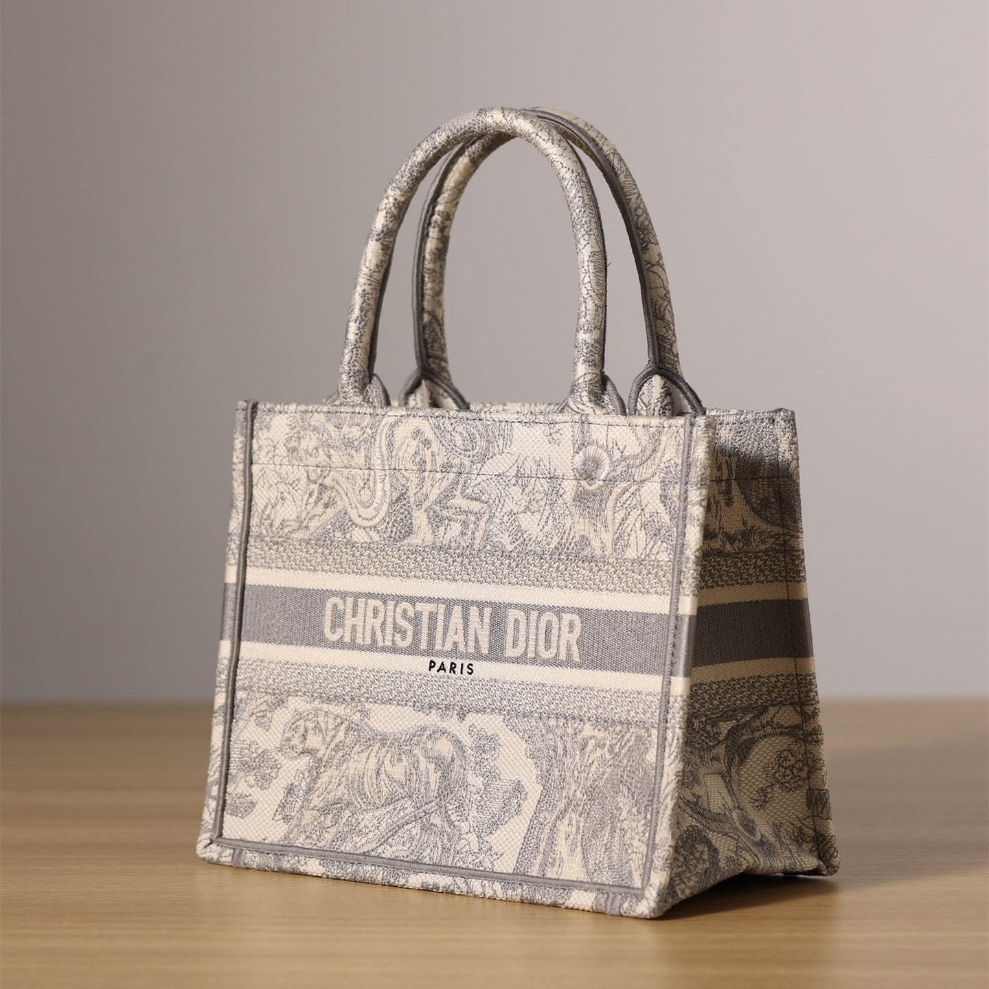 高仿Dior*BookTote系列茹伊刺繡灰色S免檢版