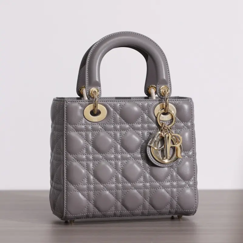 高仿Dior*Lady系列四格戴妃袋小羊皮灰色免檢版