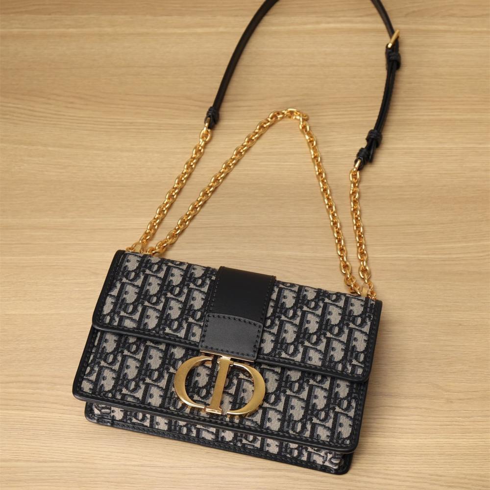 高仿Dior*30Montaigne系列EastWest手袋S免檢版