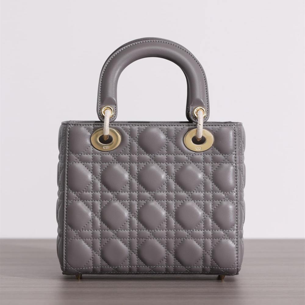 高仿Dior*Lady系列四格戴妃袋小羊皮灰色免檢版