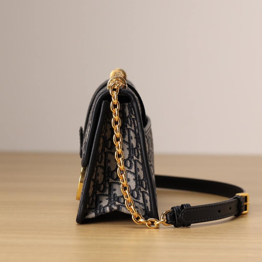 高仿Dior*30Montaigne系列EastWest手袋S免檢版