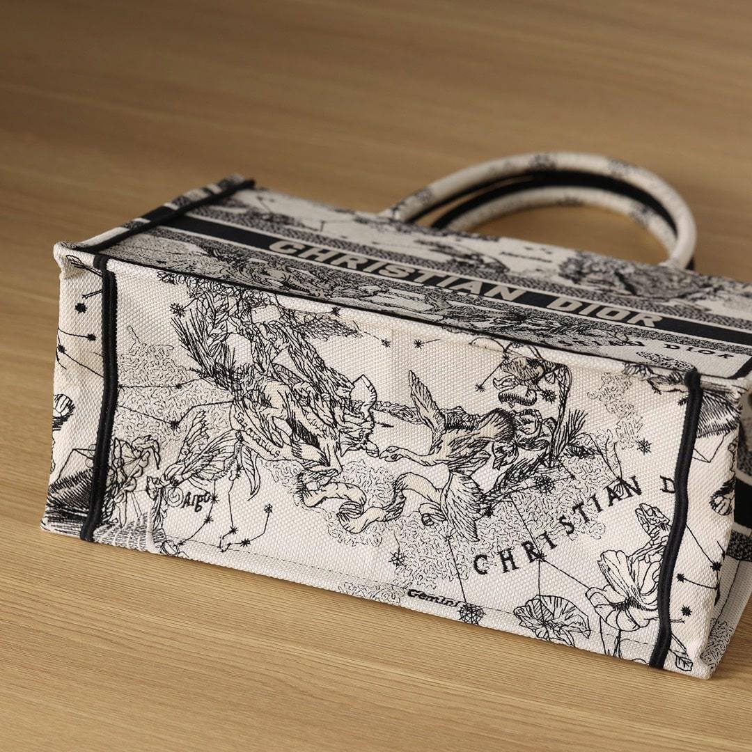 高仿Dior*BookTote系列Zodiac茹伊刺繡手袋M免檢版