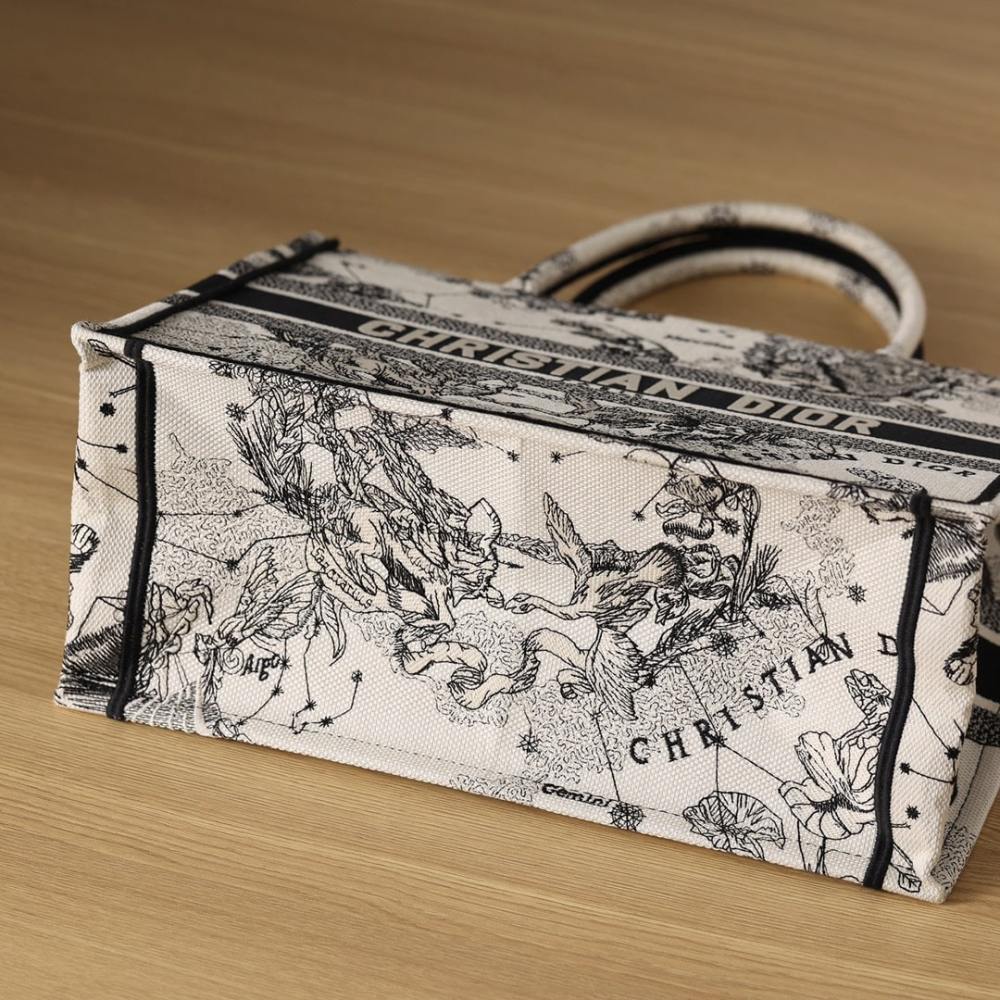 高仿Dior*BookTote系列Zodiac茹伊刺繡手袋M免檢版