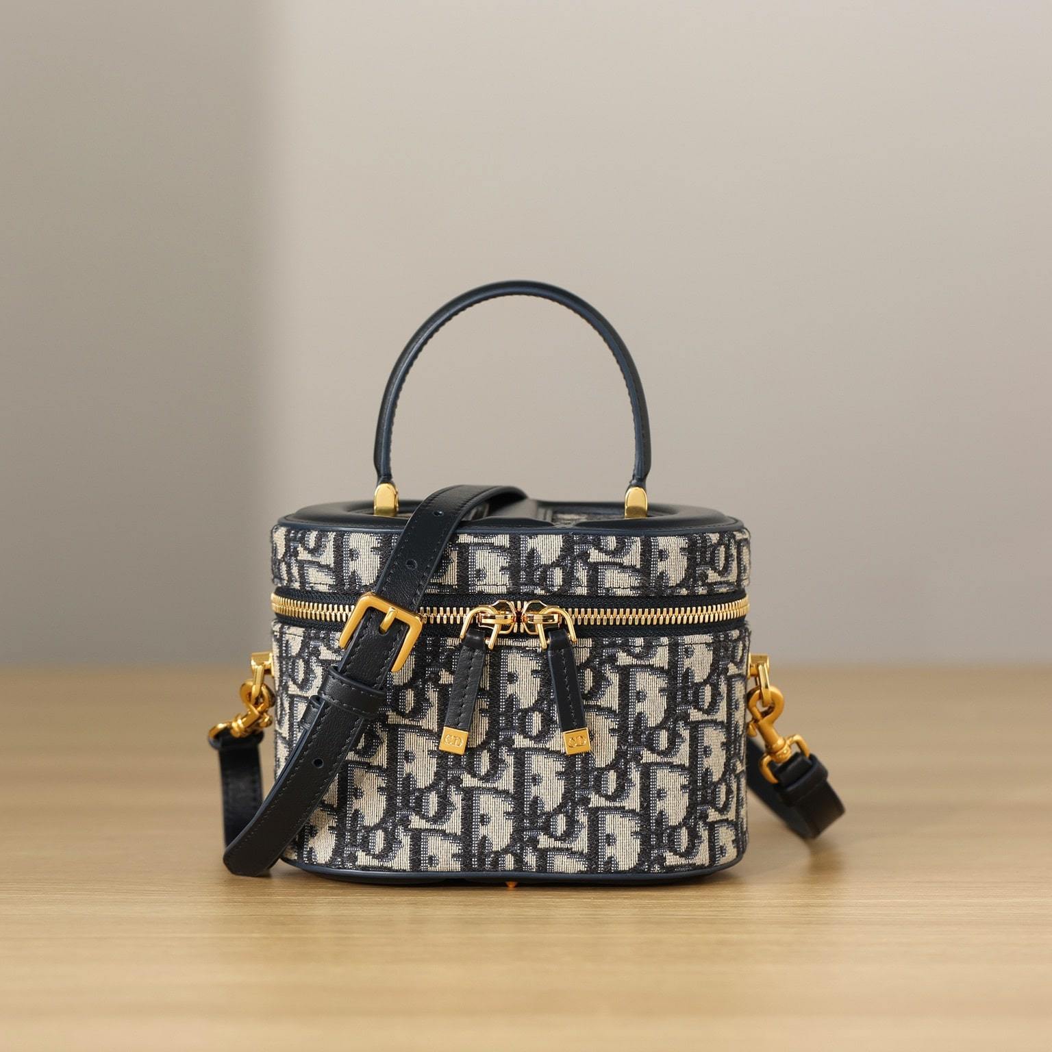 高仿Dior*SignatureVanity系列盒子包免檢版