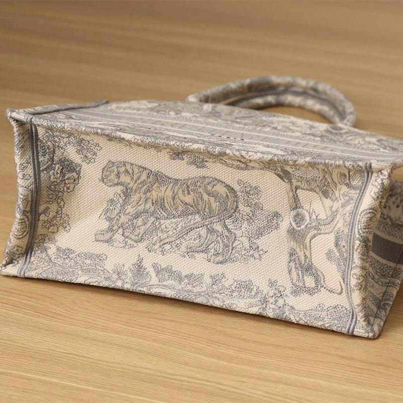 高仿Dior*BookTote系列茹伊刺繡灰色M免檢版