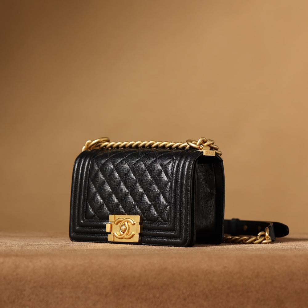 高仿Chanel*LeBoy黑色口蓋包S免檢版