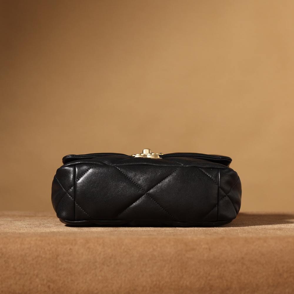 高仿Chanel*19Bag系列小羊皮口蓋包黑色XS免檢版